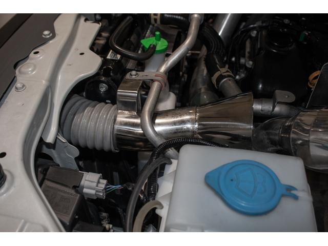 0707815A30260416W00214.jpg