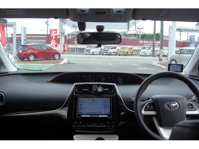 0207592A30260617W00305.jpg