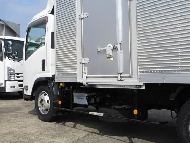655aec8dc1005fddd3d7fbc108ea680f.jpg