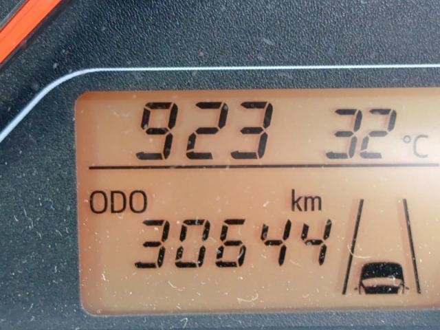 25626875_carP_l_2.jpg