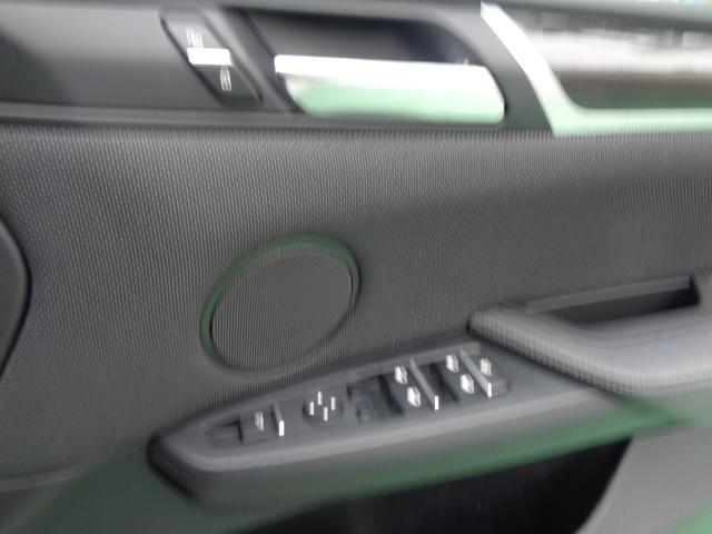 0200342A30230424W00215.jpg