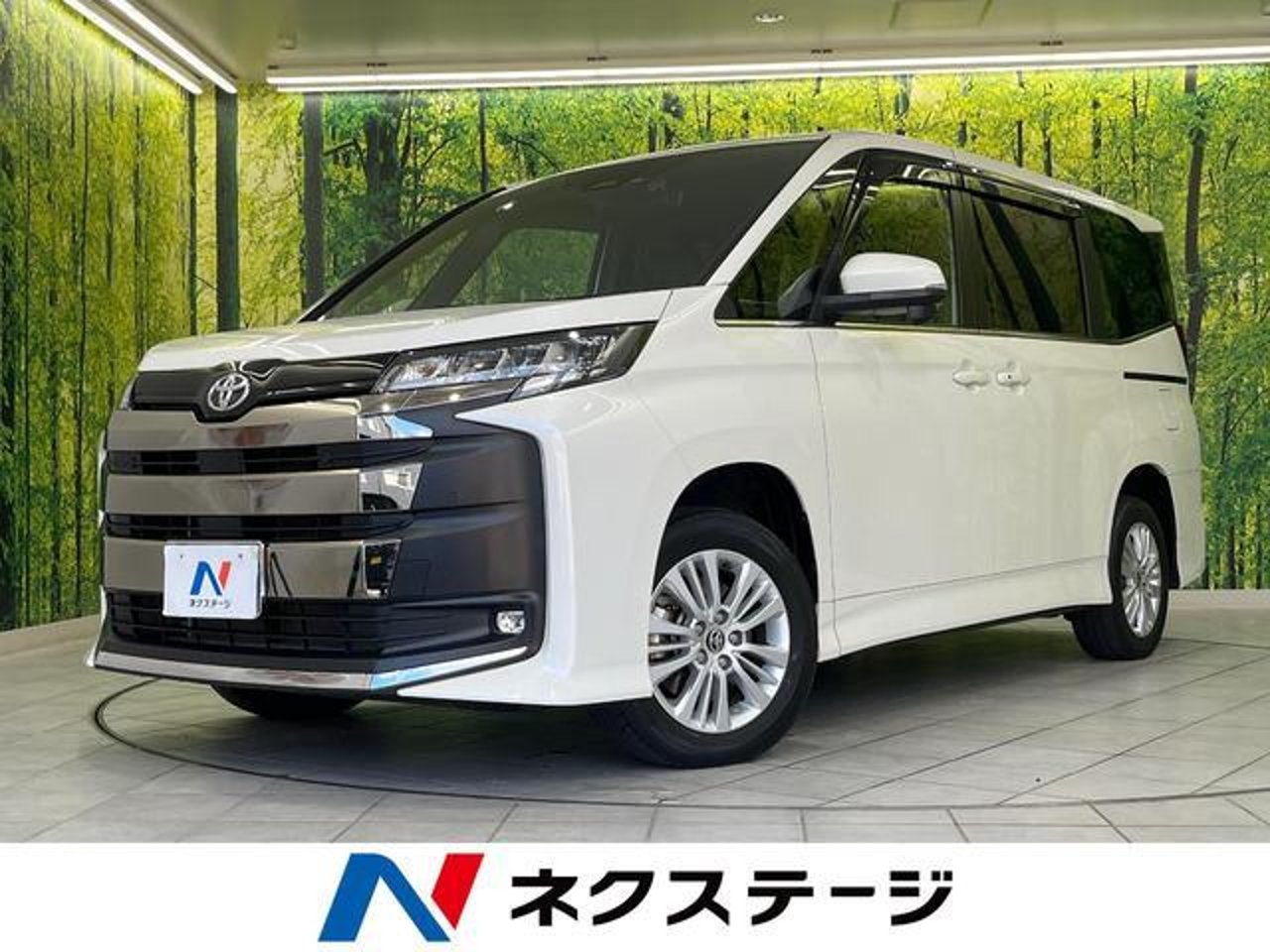 2023 Toyota Noah, photo 1 of 1