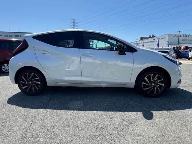 23923080_carP_l_14.jpg