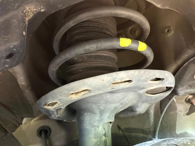 24155280_carP_l_20.jpg