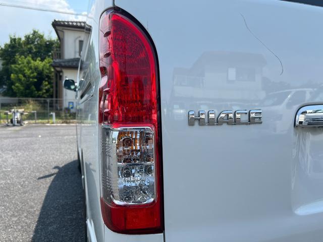24542391_carP_l_12.jpg