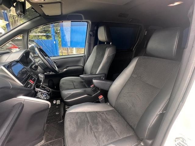 25673059_carP_l_12.jpg