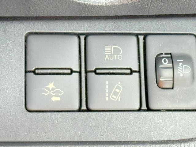 0508496A30260826W00119.jpg