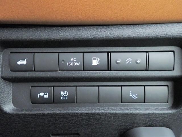 0201999A30261017W00115.jpg