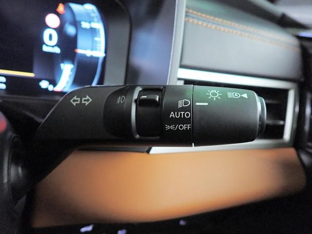 0201999A30261017W00116.jpg