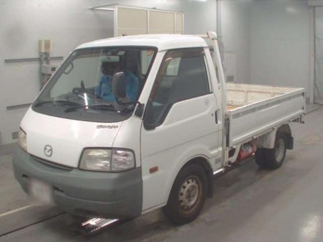 24199418_carP_l_1.jpg