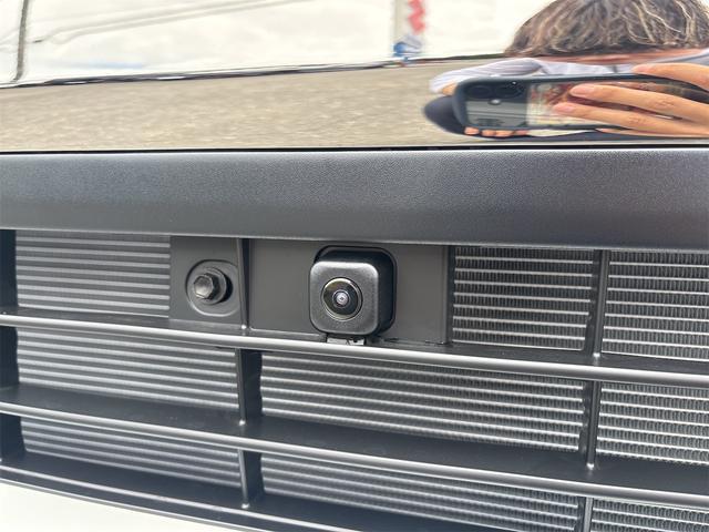 0201183A30260704W00113.jpg
