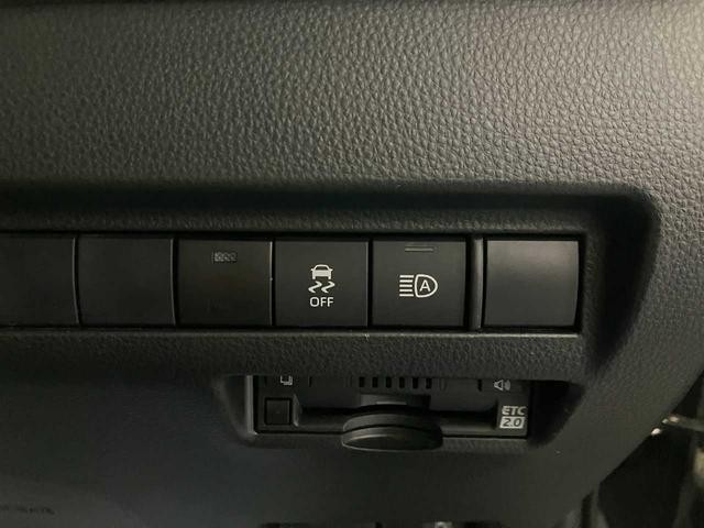 0303903A30260426W00117.jpg