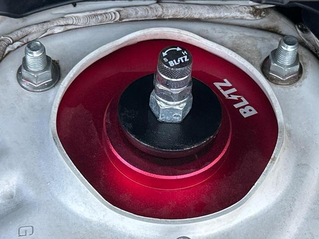 25035547_carP_l_14.jpg