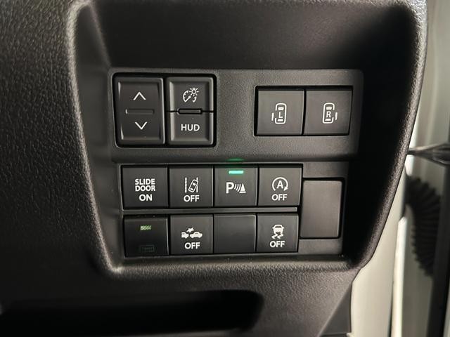 0509824A30261020W00705.jpg