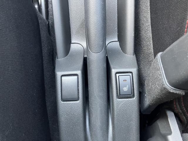 24133847_carP_l_2.jpg