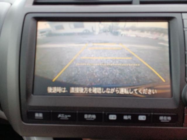 0700475A30261024W00212.jpg