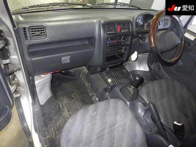 3ebef6bde112011f3890d7bd1a55105b.jpg