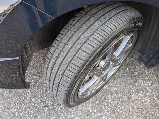 0510943A30260817W00109.jpg