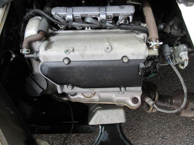 0404186A30260426W00119.jpg