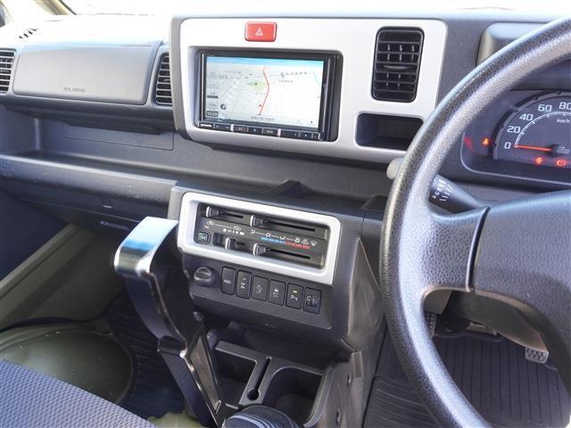 24325734_carP_l_7.jpg