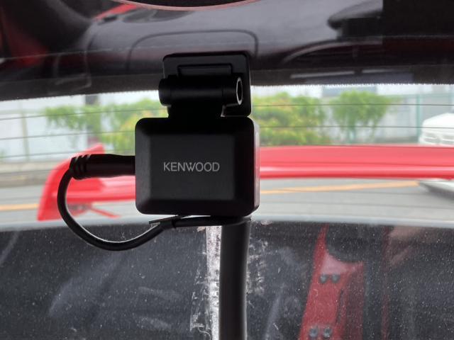 24562516_carP_l_19.jpg
