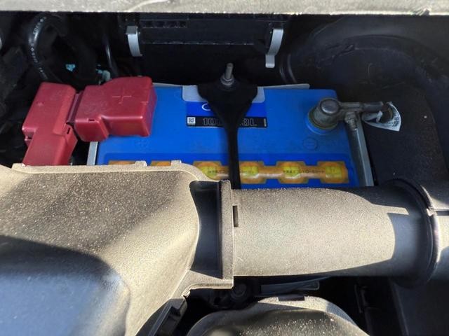 0504082A30251106W00211.jpg