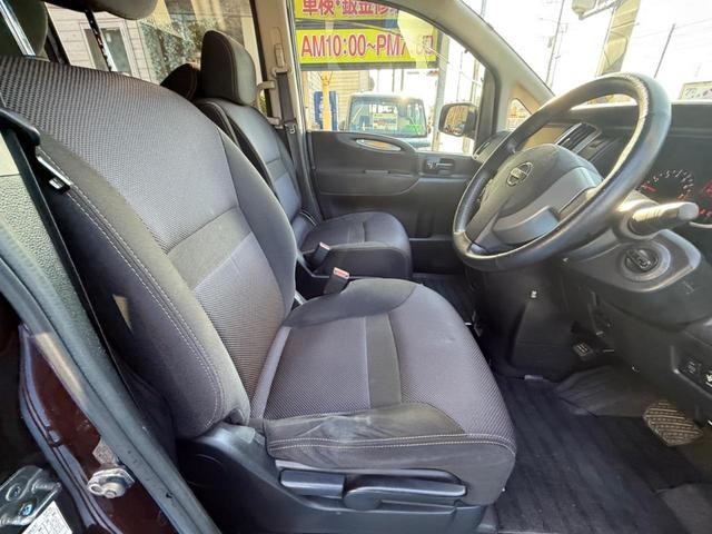 0504082A30251106W00215.jpg