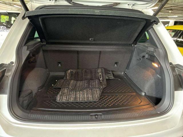 23907895_carP_l_17.jpg