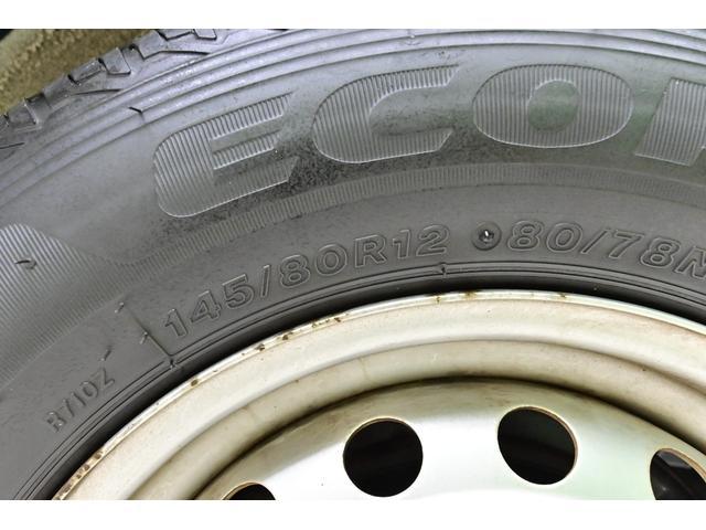 0504235A30260426W01019.jpg