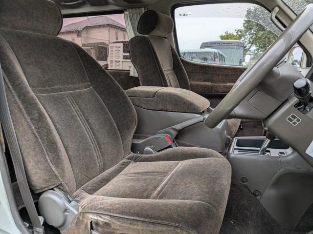 26224450_carP_l_4.jpg