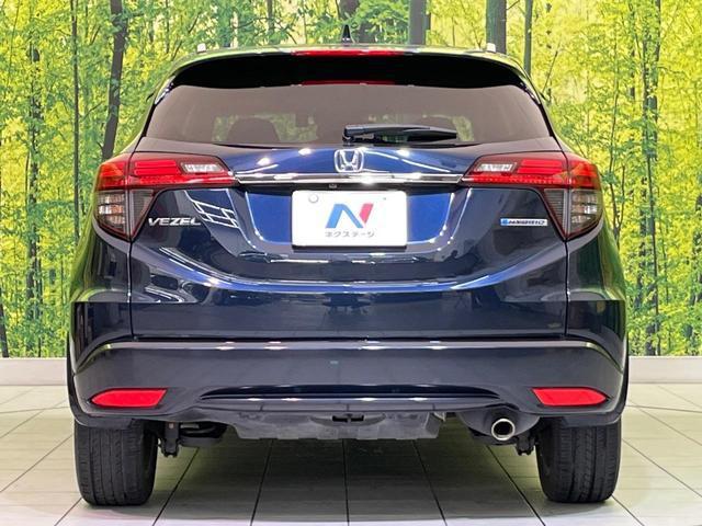 24401071_carP_l_9.jpg