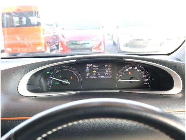 0204126A30261019W00708.jpg