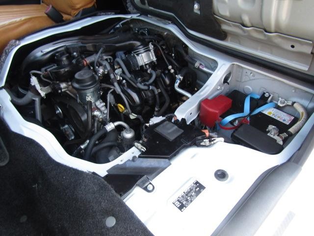 0506241A30260610W00318.jpg