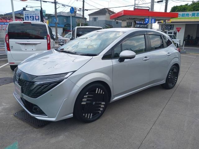 0121925A30260804W00118.jpg