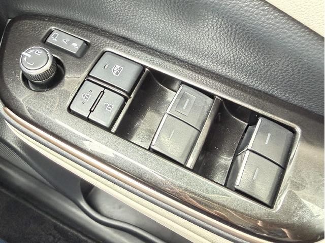 0902396A20261025G00119.jpg