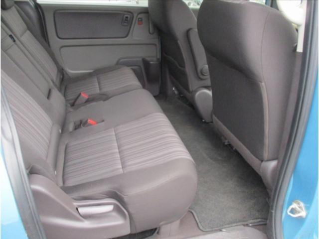24200247_carP_l_8.jpg