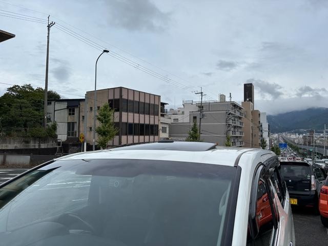 0710159A30261025W00104.jpg