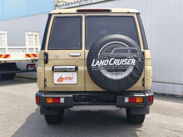 24949581_carP_l_18.jpg