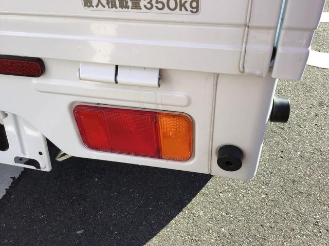 0207226A30261027W00315.jpg