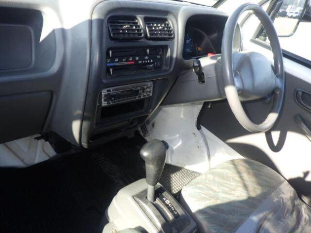 24083869_carP_l_13.jpg