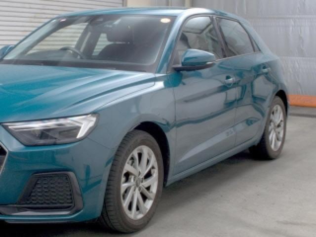 24341110_carP_l_4.jpg
