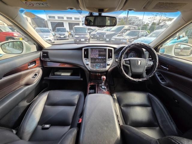 26873205_carP_l_2.jpg