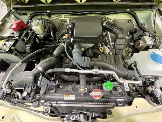 24995551_carP_l_16.jpg