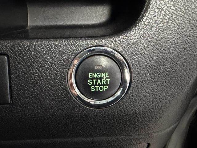 0503612A30261004W01314.jpg