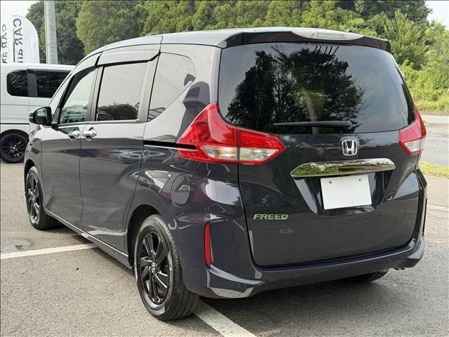 26905371_carP_l_3.jpg