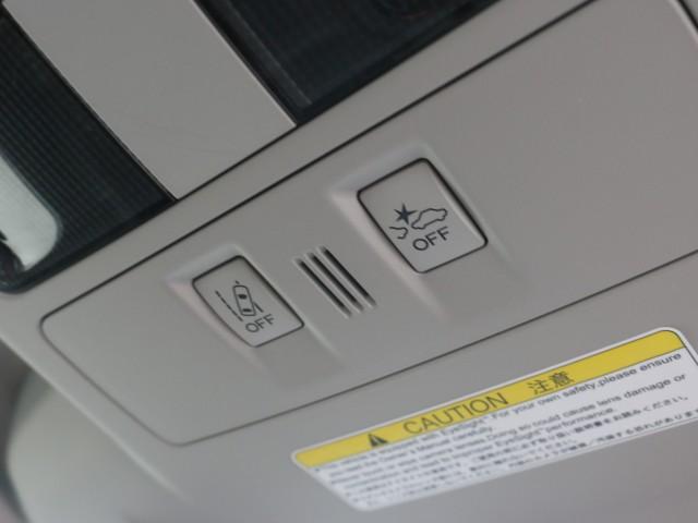24706541_carP_l_12.jpg
