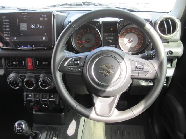 0123954A30260919W00216.jpg