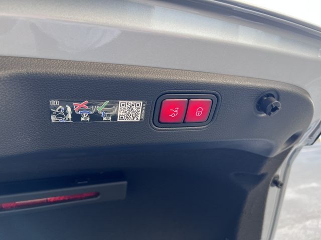 d948daf0d2946f37e3ad7a5216612563.jpg