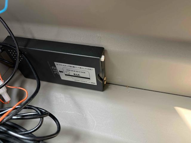 1010560A30260309W00508.jpg