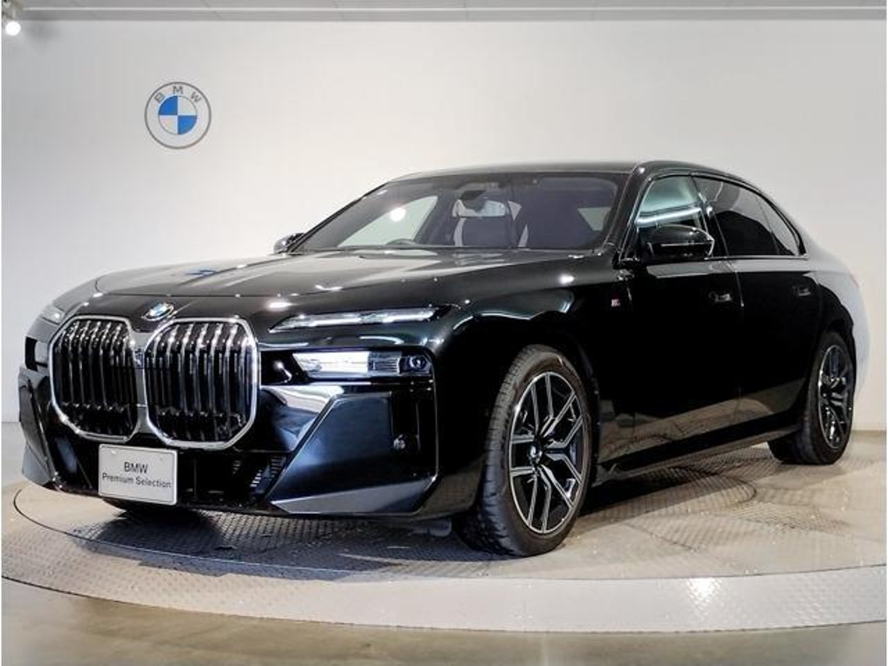 2023 BMW 7, photo 1 of 1